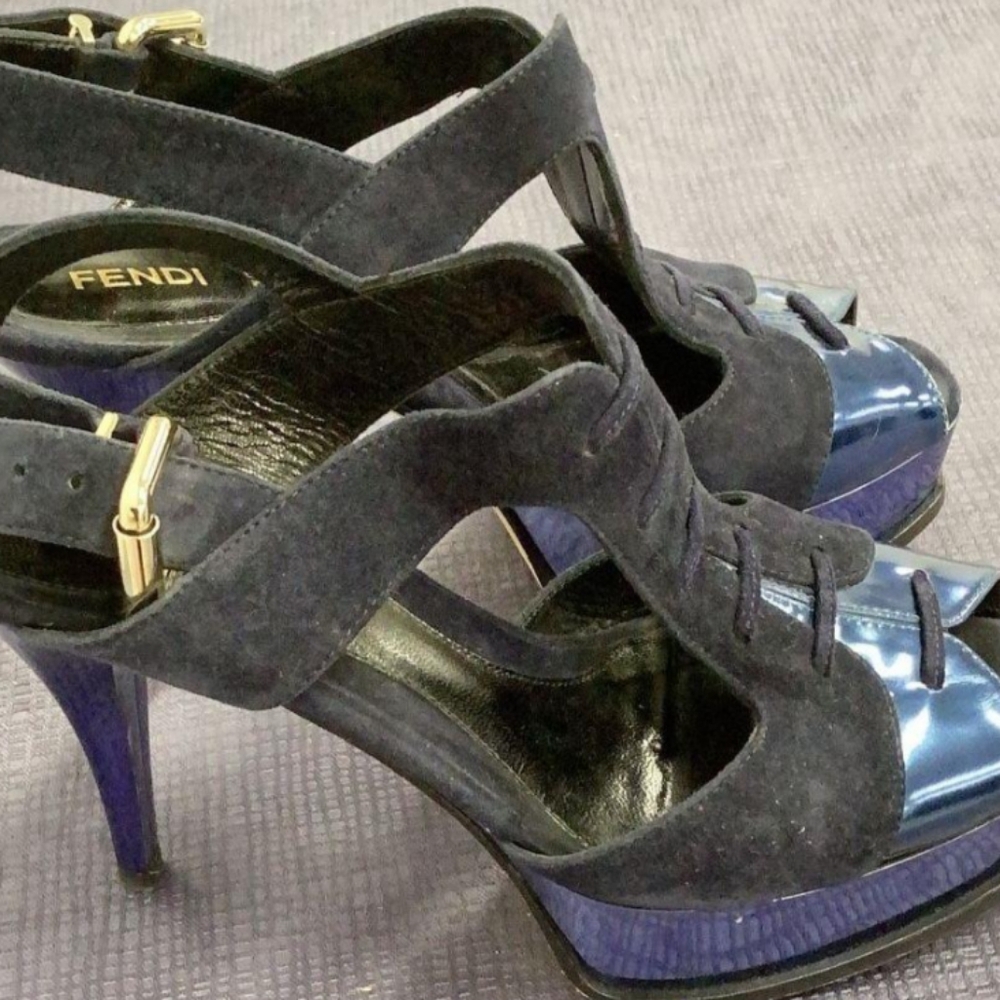 💕💕Fendi💕💕 Blue Suede Peep Toe Platform Heels